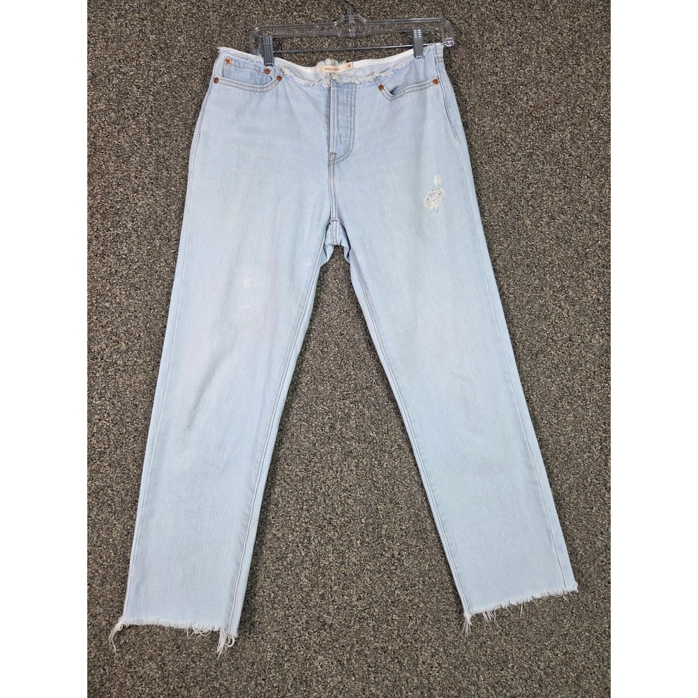 Levis Wedgie Straight Jeans Womens 28 Light Blue Raw Hem Distressed High Rise